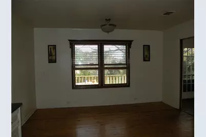 1015 Pear Drive, Huntsville, TX 77320 - Photo 7