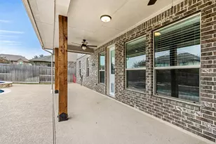 2419 Malaga Ln, League City, TX 77573 - Photo 35