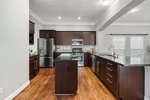 2316 Beall St, Houston, TX 77008 - Photo 5