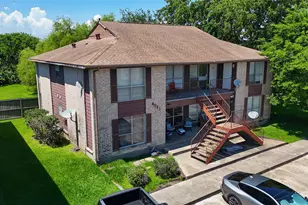 4021 Briar Hollow Dr, Dickinson, TX 77539 - Photo 29
