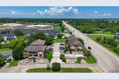 4021 Briar Hollow Drive, Dickinson, TX 77539 - Photo 15