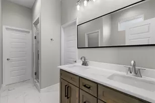 205 Big Spg Dr, Anahuac, TX 77514 - Photo 25