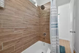 13823 Sturcombe Glen Trll, Rosharon, TX 77583 - Photo 23