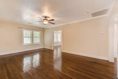 2620 Peckham Street #2620, Houston, TX 77098 - Photo 9