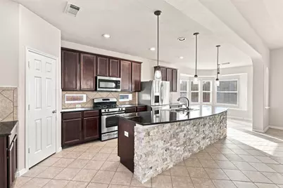 13107 Silhouette Bay Court, Pearland, TX 77584 - Photo 5