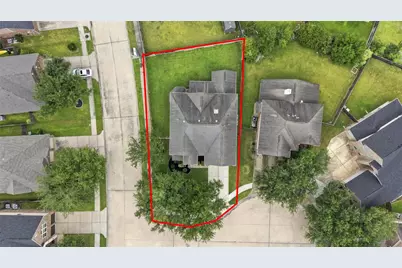 13107 Silhouette Bay Court, Pearland, TX 77584 - Photo 3
