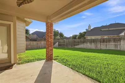 13107 Silhouette Bay Court, Pearland, TX 77584 - Photo 29