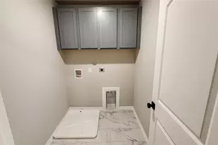 8009 Scanlan Trl, Missouri City, TX 77459 - Photo 11