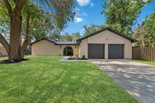 811 Timber Cove Dr, Seabrook, TX 77586 - Photo 1