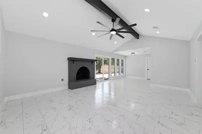 811 Timber Cove Drive, Seabrook, TX 77586 - Photo 9