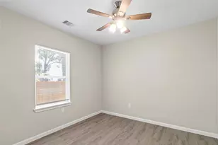 8402 Bassett St, Houston, TX 77051 - Photo 15