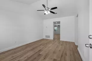 506 Worsham St, Montgomery, TX 77316 - Photo 9