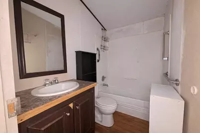 810 N Battlebell Road, Highlands, TX 77562 - Photo 7