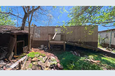 810 N Battlebell Road, Highlands, TX 77562 - Photo 9