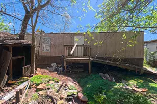 810 N Battlebell Rd, Highlands, TX 77562 - Photo 9