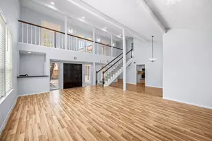 2926 Meadowcreek Dr, Missouri City, TX 77459 - Photo 11