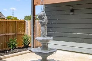 2926 Meadowcreek Dr, Missouri City, TX 77459 - Photo 7