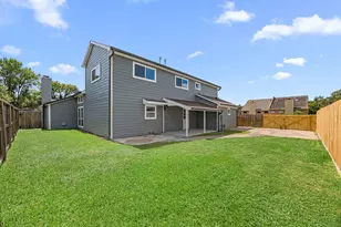 2926 Meadowcreek Dr, Missouri City, TX 77459 - Photo 39
