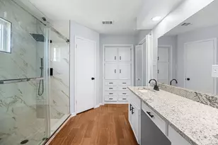 2926 Meadowcreek Dr, Missouri City, TX 77459 - Photo 25