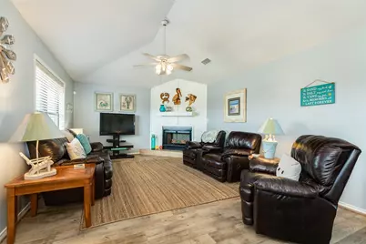 4107 Hardin Drive, Galveston, TX 77554 - Photo 25