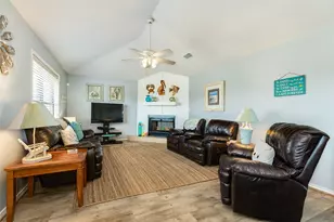 4107 Hardin Dr, Galveston, TX 77554 - Photo 25