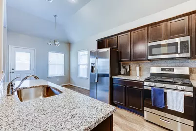 2513 Holly Laurel Manor, Conroe, TX 77304 - Photo 11