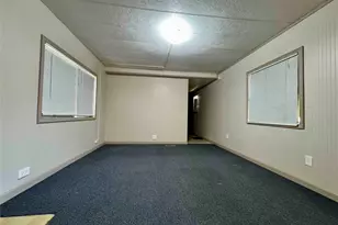1718 W Dumble St, Alvin, TX 77511 - Photo 3