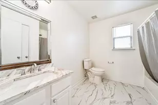 2818 Powell Springs Ct, Missouri City, TX 77459 - Photo 15