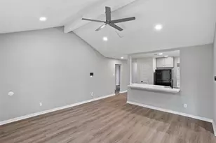 12226 Kings Meadow Dr, Houston, TX 77044 - Photo 11