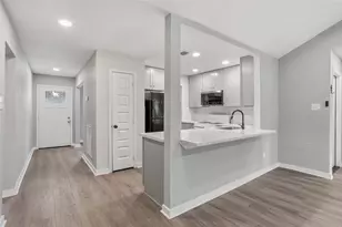 12226 Kings Meadow Dr, Houston, TX 77044 - Photo 9