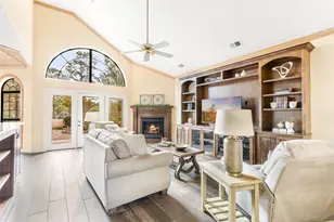 16 Kingwood Villas Ct, Kingwood, TX 77339 - Photo 17