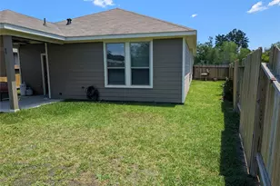14601 E Pine Heart Dr, Conroe, TX 77302 - Photo 3