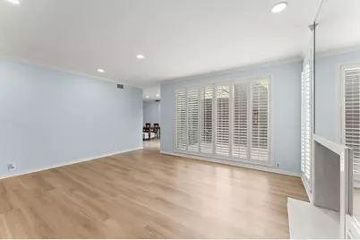 133 Litchfield Lane, Houston, TX 77024 - Photo 7