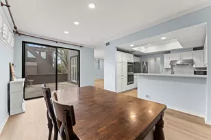 133 Litchfield Ln, Houston, TX 77024 - Photo 11