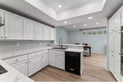 133 Litchfield Lane, Houston, TX 77024 - Photo 13