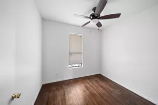 518 Hawthorne St, Houston, TX 77006 - Photo 11