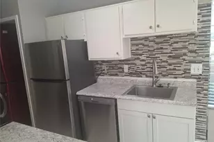 12660 Ashford Point Dr, Houston, TX 77082 - Photo 9