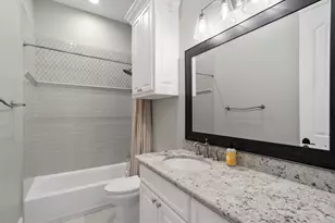 706 Oyster Creek Dr, Sugar Land, TX 77478 - Photo 31