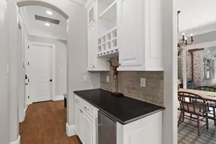 706 Oyster Creek Dr, Sugar Land, TX 77478 - Photo 39