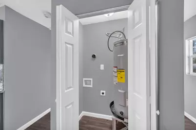 7919 Brays #C, Houston, TX 77012 - Photo 9