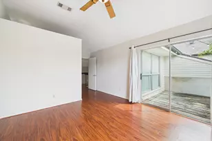 15938 Seahorse Dr, Houston, TX 77062 - Photo 25
