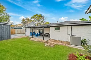 12007 Sharpcrest St, Houston, TX 77072 - Photo 31