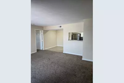 8100 Creekbend Drive #138, Houston, TX 77071 - Photo 7