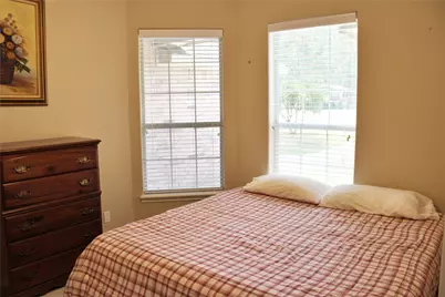 110 S River Drive, Columbus, TX 78934 - Photo 21