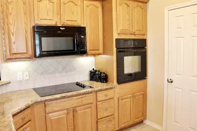 110 S River Drive, Columbus, TX 78934 - Photo 5