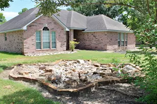 110 S River Dr, Columbus, TX 78934 - Photo 33