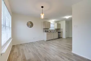 9926 Myrtle Field Ln, Houston, TX 77044 - Photo 7