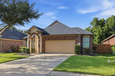 2412 Via Montesano, League City, TX 77573 - Photo 3
