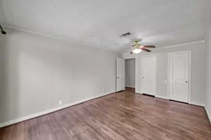 210 Harris Blvd, Conroe, TX 77301 - Photo 13