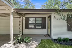 210 Harris Blvd, Conroe, TX 77301 - Photo 3